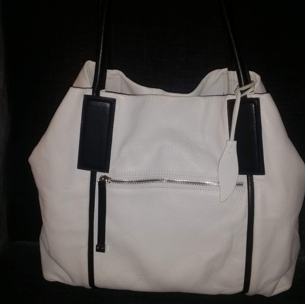 Charles Jourdan Cream Leather Hobo Handbag